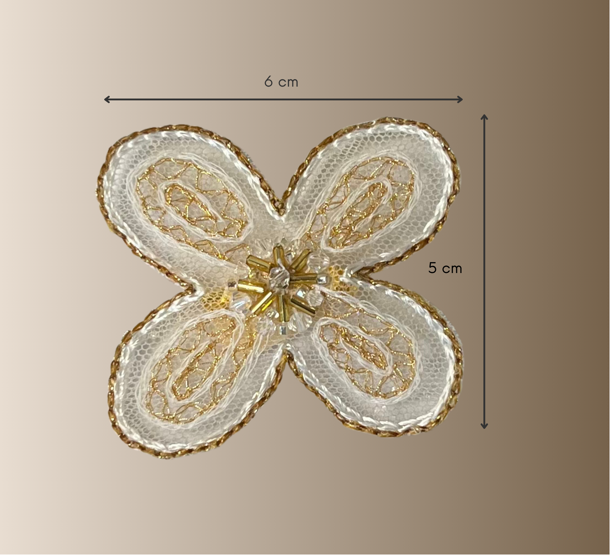 Broche  « MADEMOISELLE »