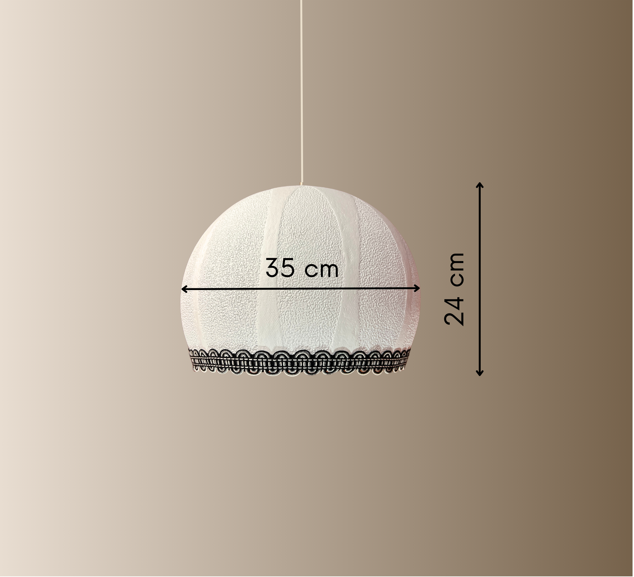 Suspension Couture Coco M plâtre blanc – diamètre 35 cm hauteur 24 cm – slmobjs